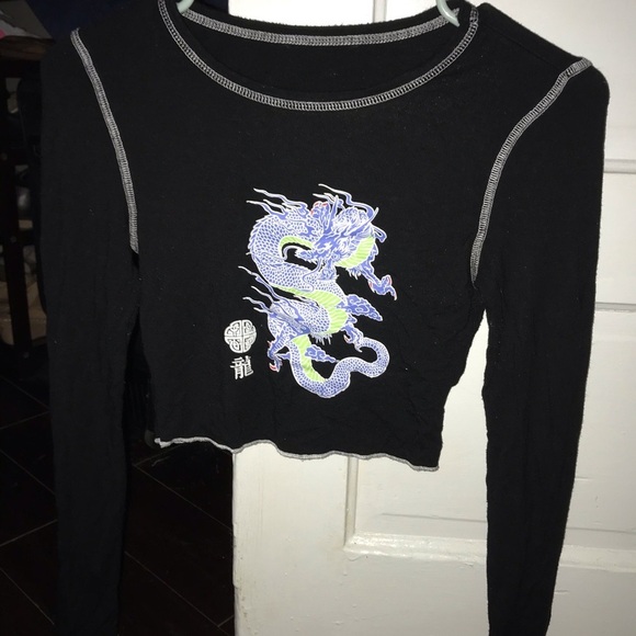 American Vintage Tops - Black Long Sleeve Crop Top with Dragon Design